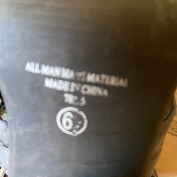 GUC~.MAURICES  back zip  gladiator 3"heel sandals 6.5 M - Picture 11 of 14